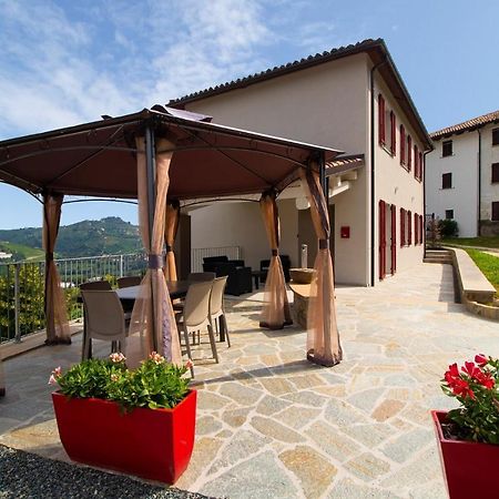 Casa Nonna Ida - Vacanze In Langa ซานโตสเตฟาโน เบลโบ ภายนอก รูปภาพ